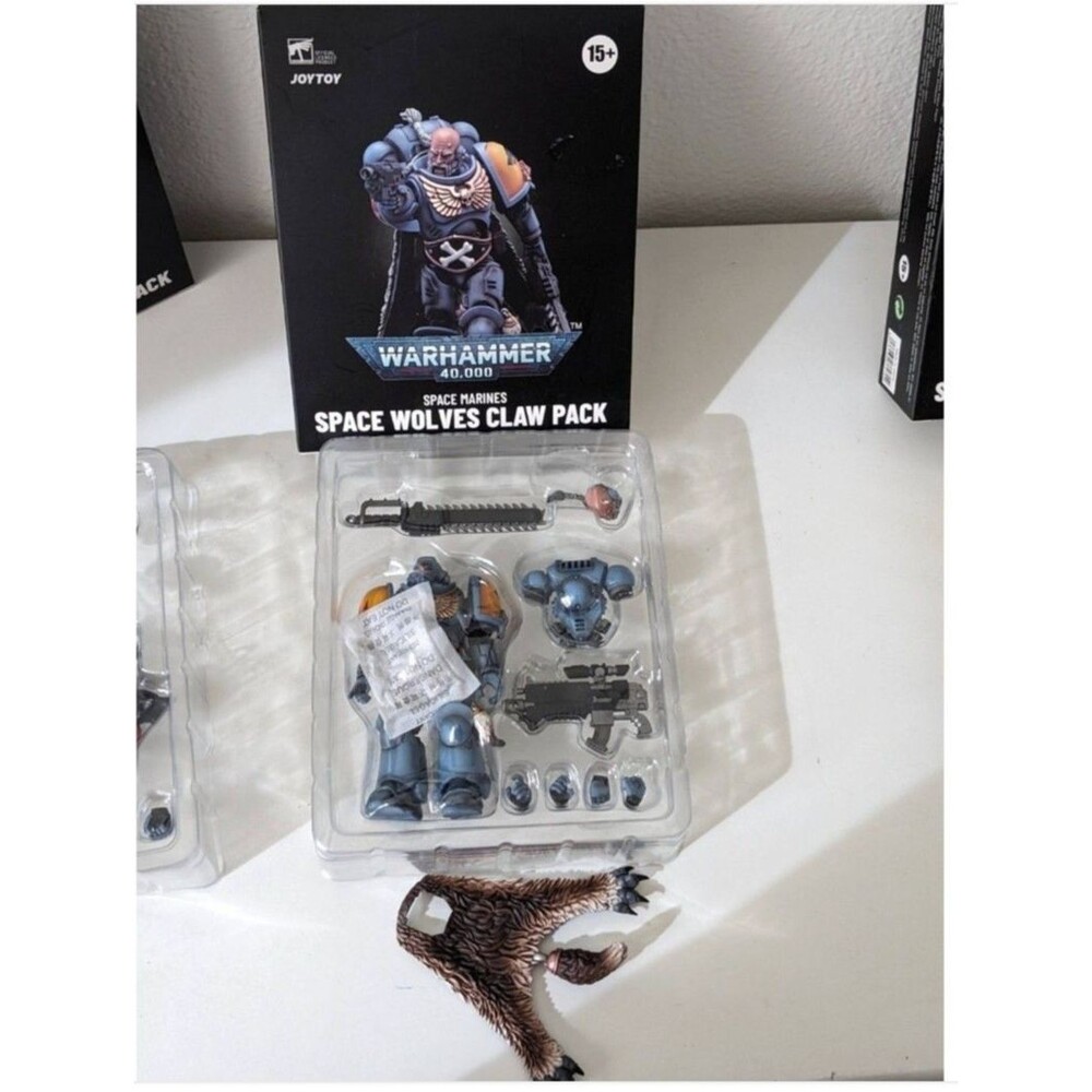 JOYTOY Warhammer 40K  Space Wolves Claw Pack Space Marines Action Figure JT2719